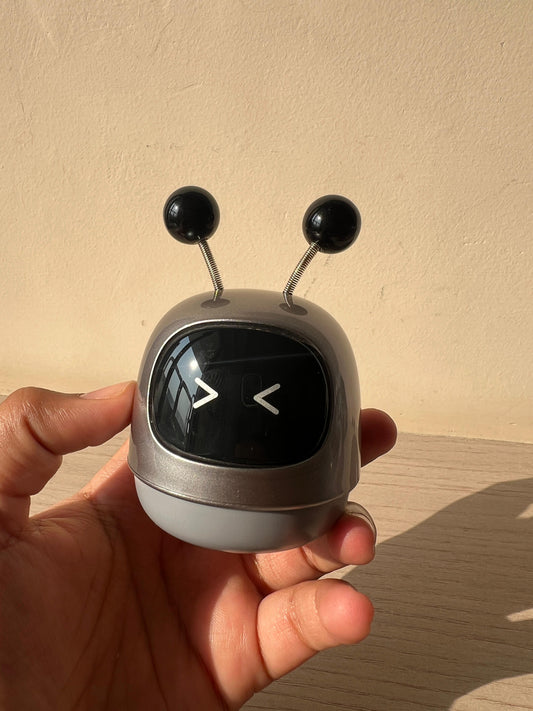 Micro-Cute Robot Car Dashboard Fragrance Perfume Diffuser